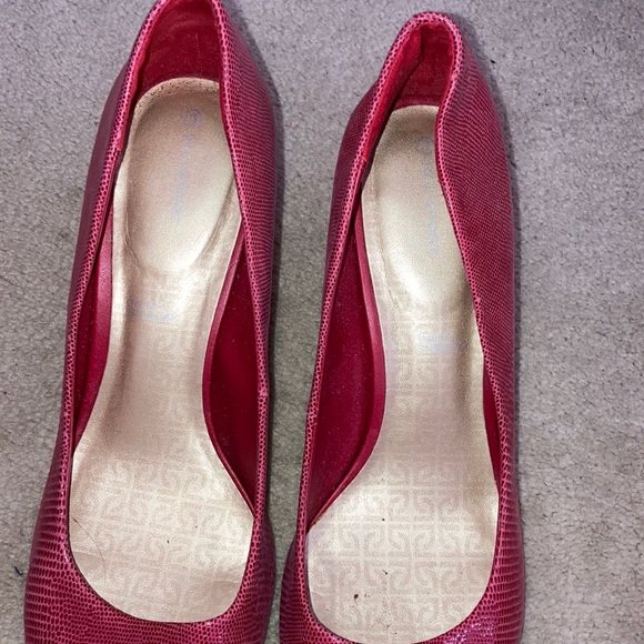 EUC Rockport red heels - Picture 4 of 8